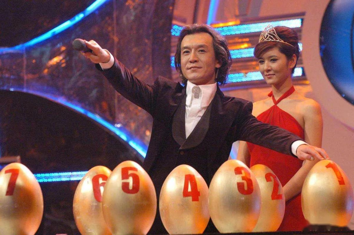 哈文多年后再回国晒照感叹回家好,哈文回国后感动视频