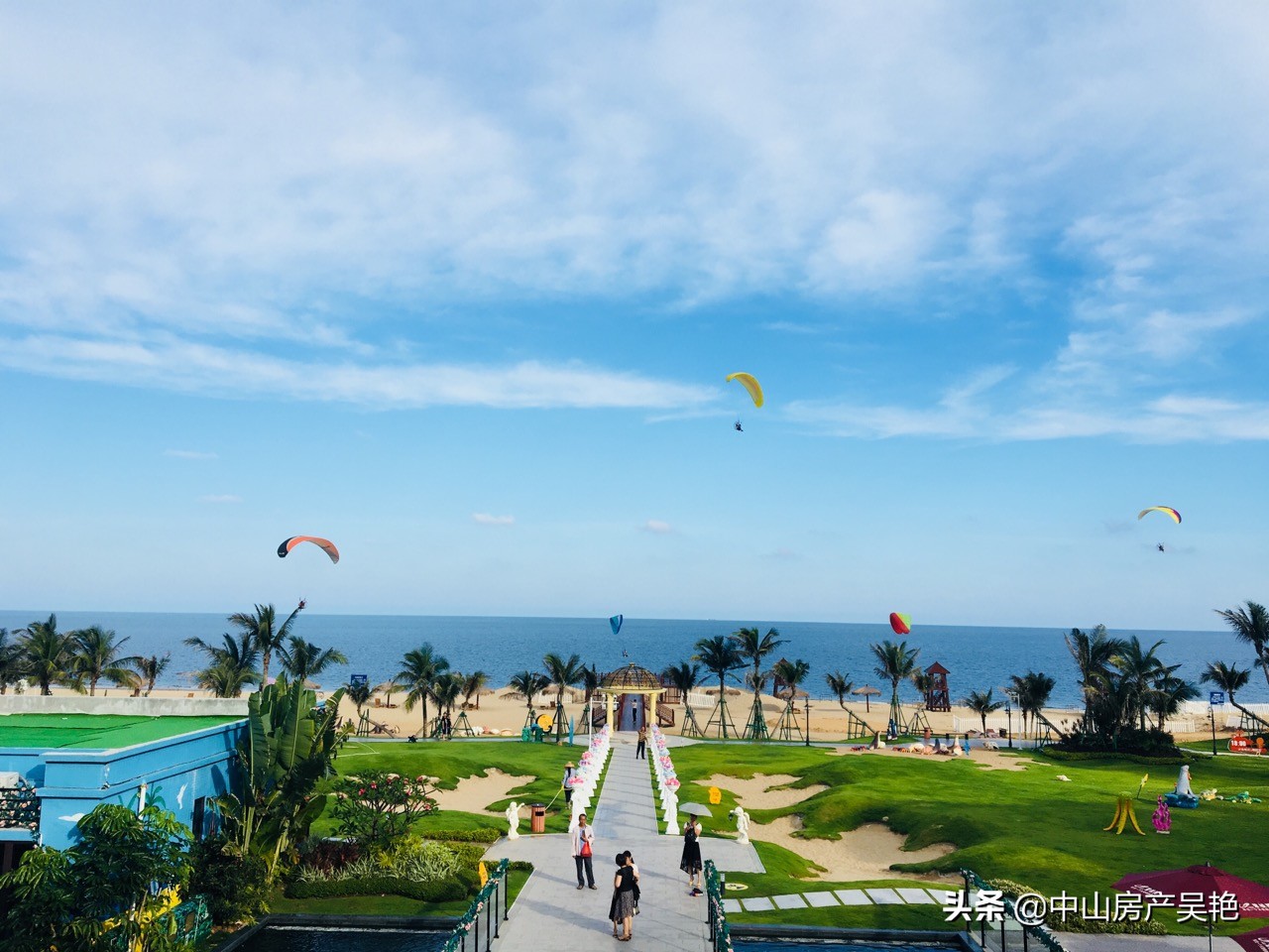 聚仁南海湾,月亮湾聚仁南海湾