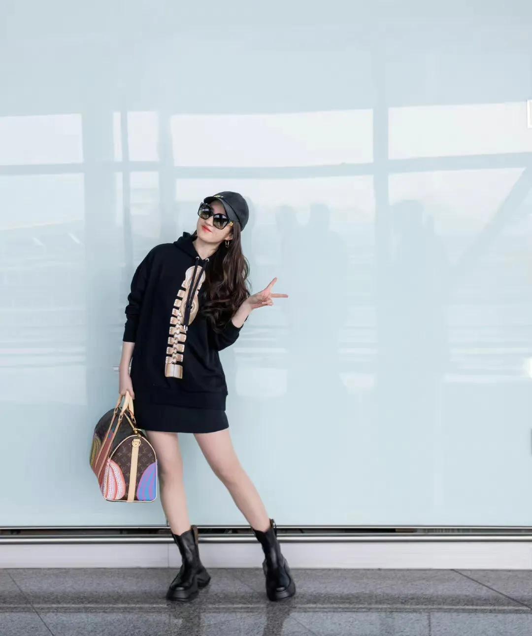 刘亦菲穿这种衣服真的气场十足,刘亦菲同款卫衣穿搭