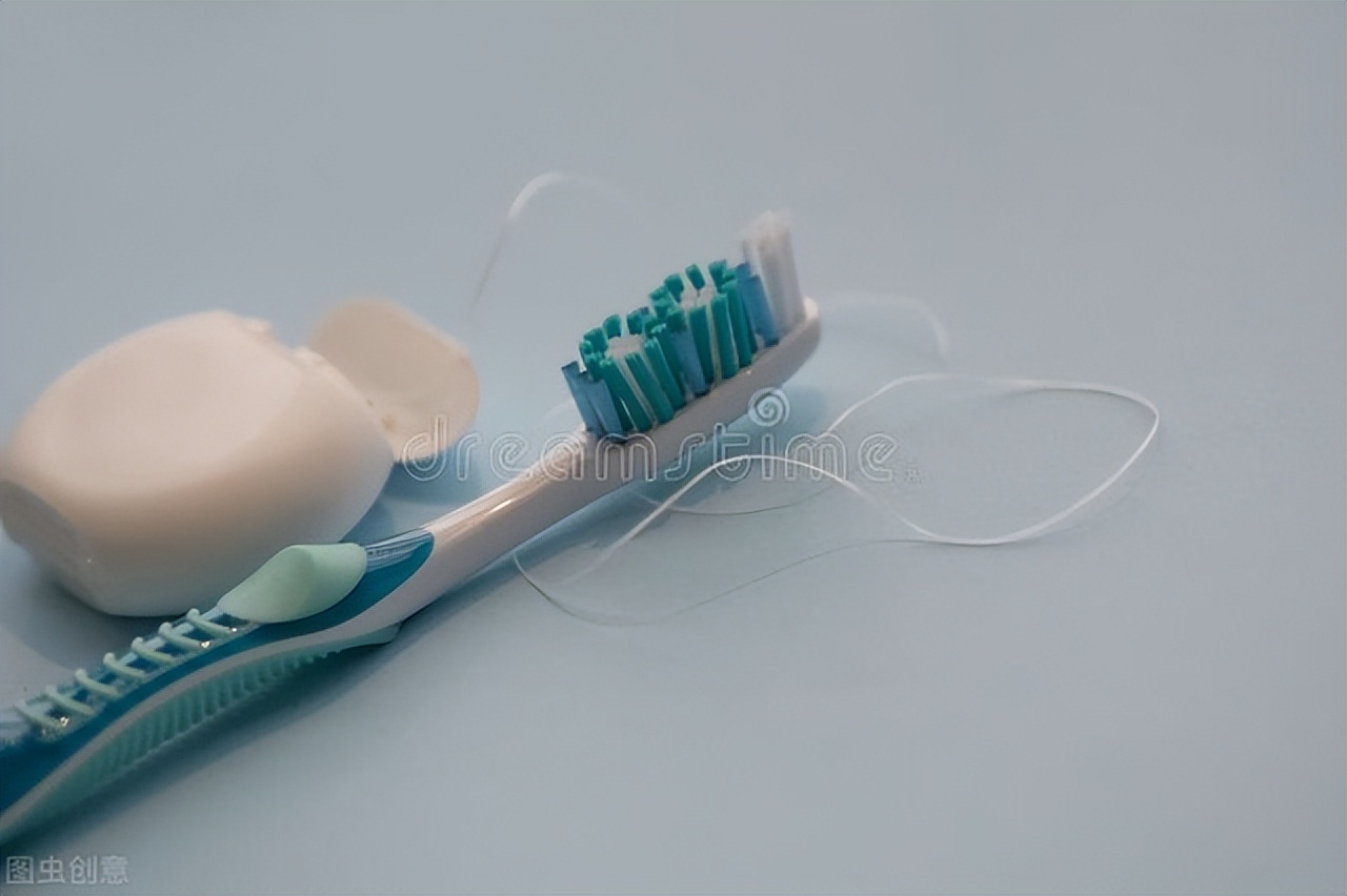 为什么每次刷牙都是很干净的,明明每天刷牙还是脏