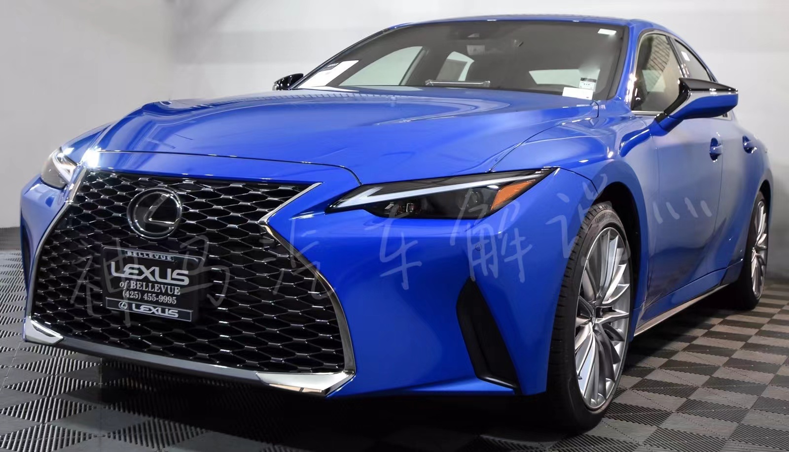 全新雷克萨斯is这上头的高级感,2024款雷克萨斯is大换代