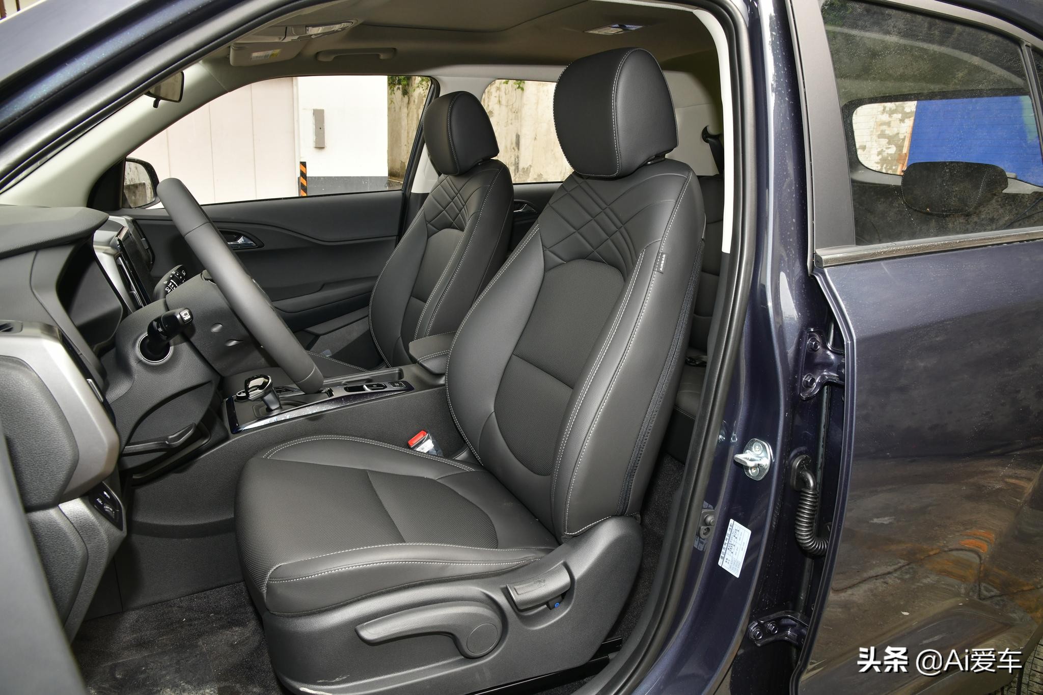 最新款的现代ix35值得买吗,2.0l+6at车型