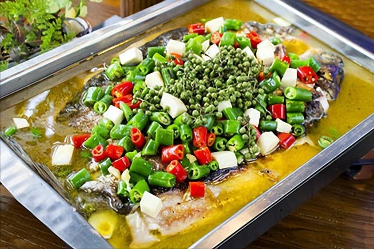 烤鱼餐饮商业模式,半天妖烤鱼店一条烤鱼利润多少