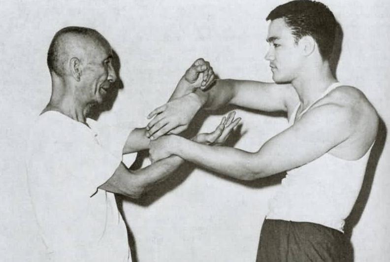 李小龙死因至今未解之谜,揭秘李小龙死亡谜团