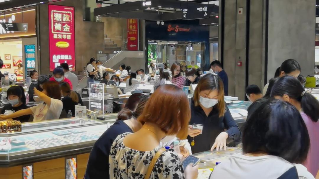 我在水贝当淘小二，这里人均身价过亿，每天都有黄金传奇