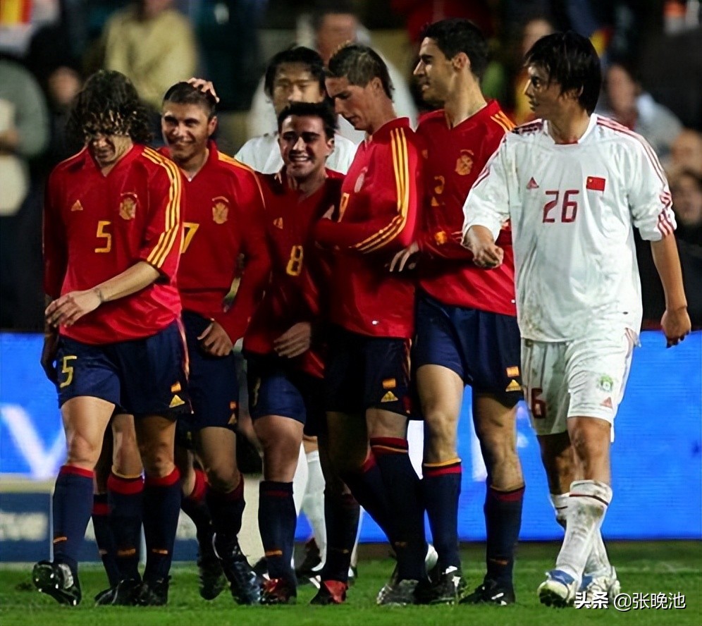17年前今天国足VS西班牙男足！你猜比分多少？当时出场球员今何在