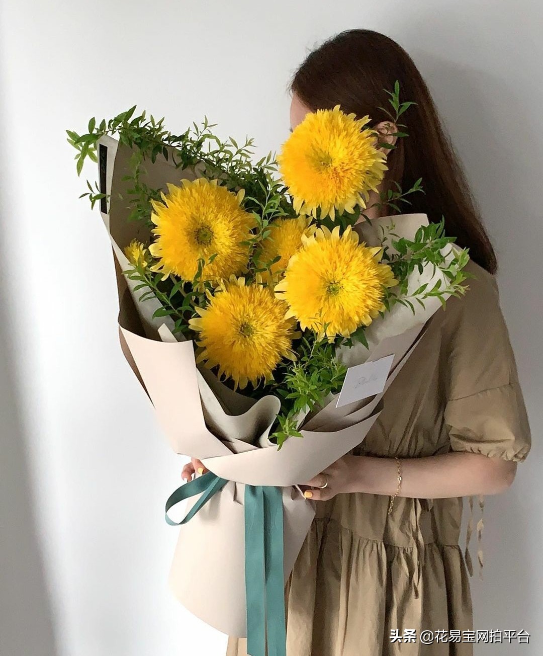 情人节送花送什么最好,情人节送花什么花可以放的时间长