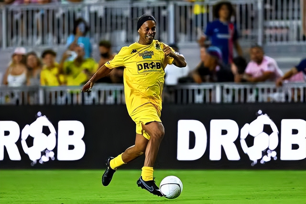 小罗如今现状,小罗退役20年视频