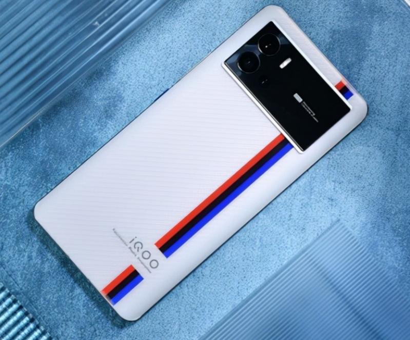 iqoo新机发布旧机降价是多少,iqoo降价到1799元