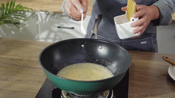 蒜蓉粉丝大虾蒸扇贝,蒜蓉粉丝蒸扇贝鲍鱼生蚝的做法