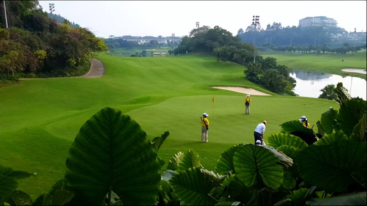 全世界最长的18洞高尔夫球场,24洞高尔夫球场