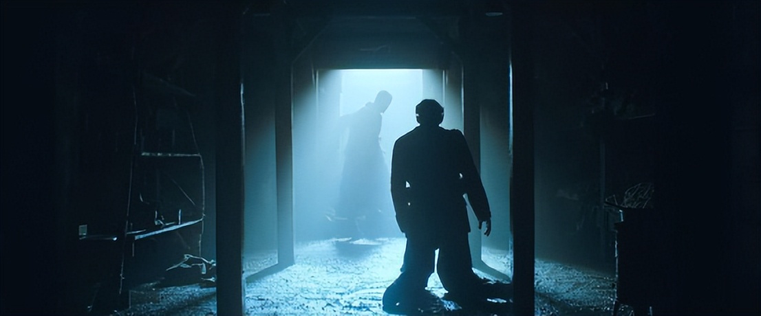 一上映就登票房榜首看完大呼过瘾,首播便拿下收视第一