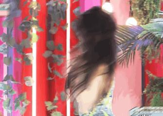 从人气垫底到拥有百万直拍的鬼马爱豆！她怎么变美的？