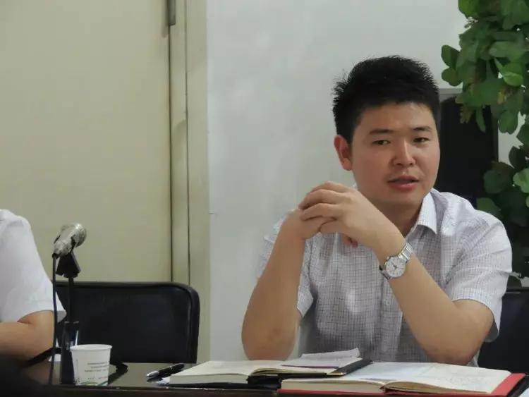 陕西农村娃靠“脚”年赚76亿，政府为它设修脚扶贫，他如何做的？