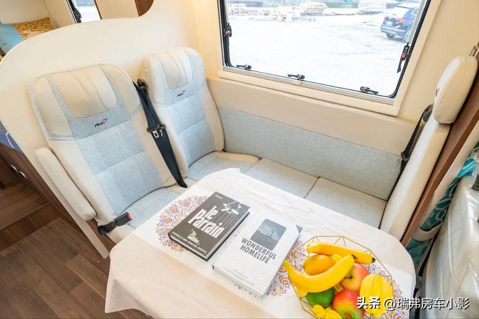 瑞弗v800房车二手,瑞弗v800房车双拓展多少钱一台