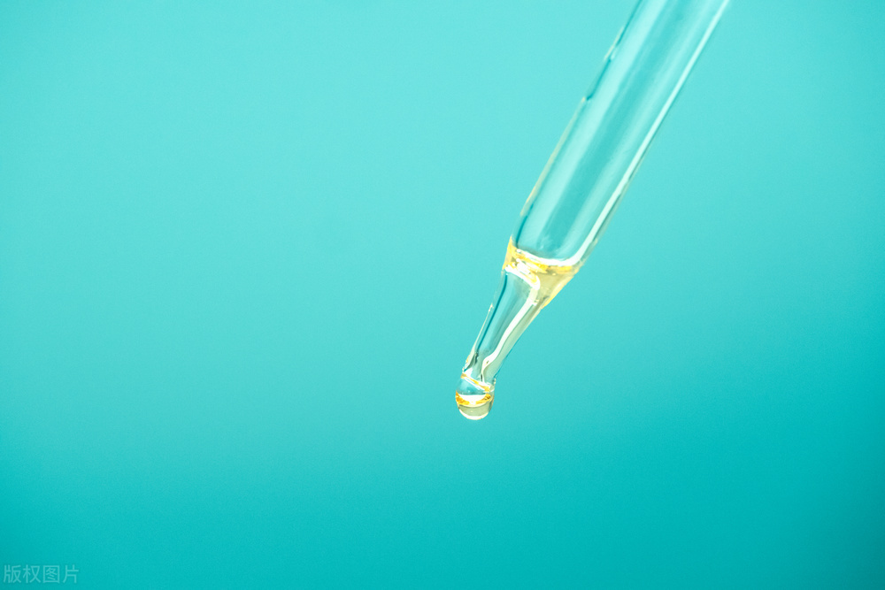 精华液这么重要你还敢不用吗,精华液如何不浪费