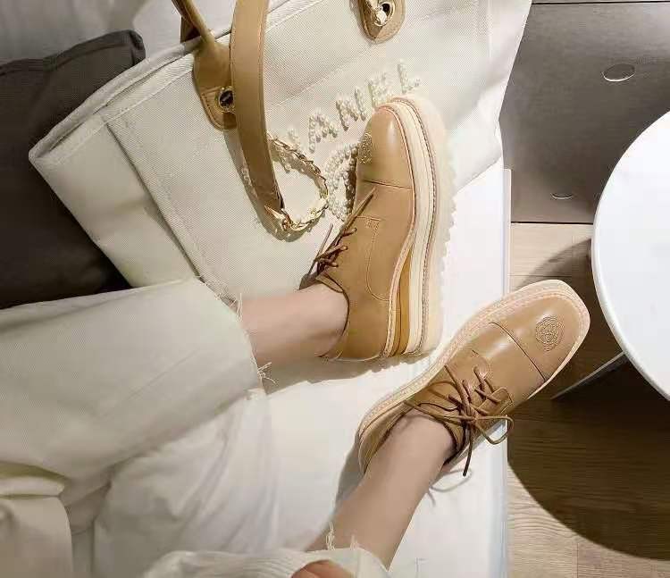 上了年纪的女人少穿这4种衣服,上了年纪的女人少穿这3种外套