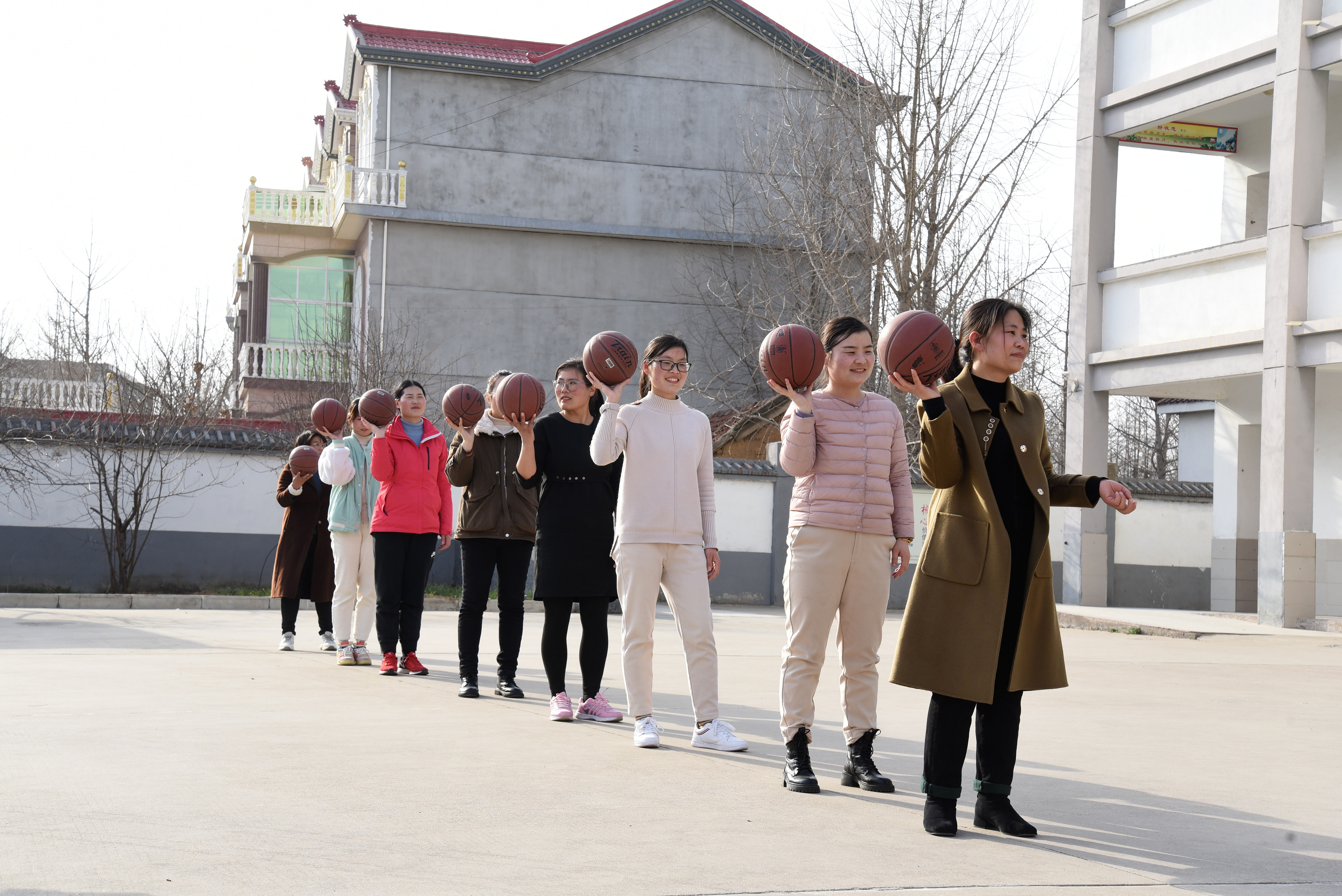 城关小学三八妇女节,三八妇女节快乐幸福