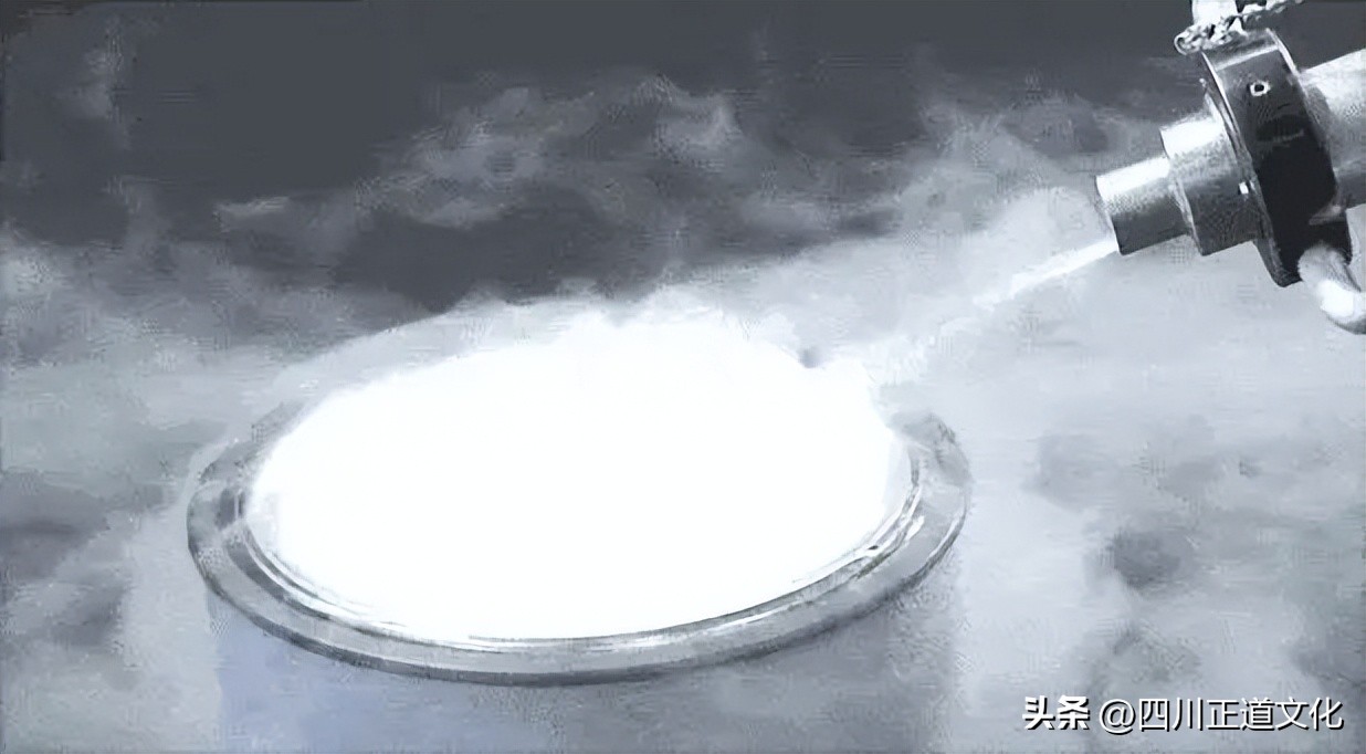 碎石横溅！日本隼鸟2号飞船在3亿公里外进行*力暴**采矿，细节惊人