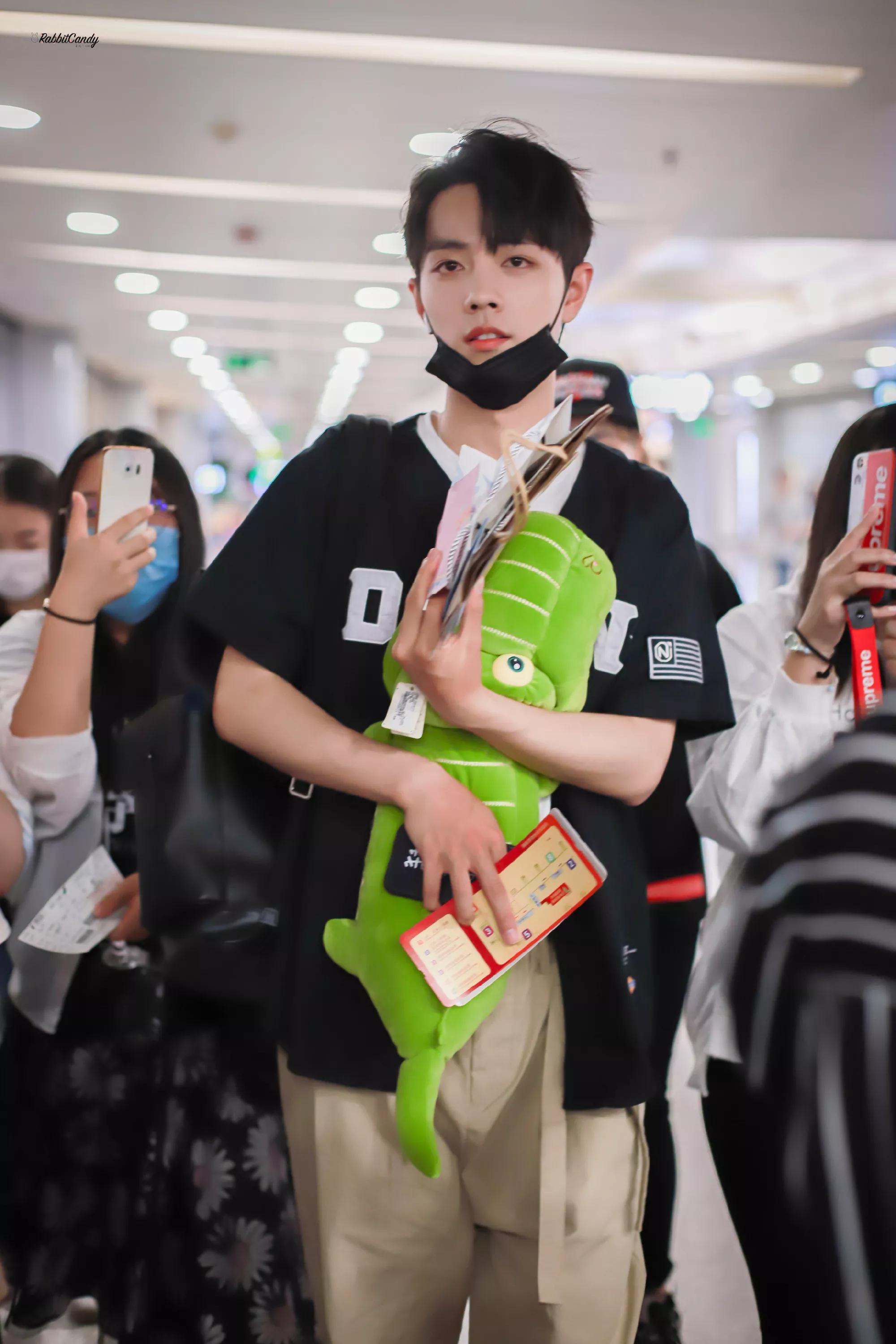 肖战发展时间线,肖战x玖少年团考古完整视频