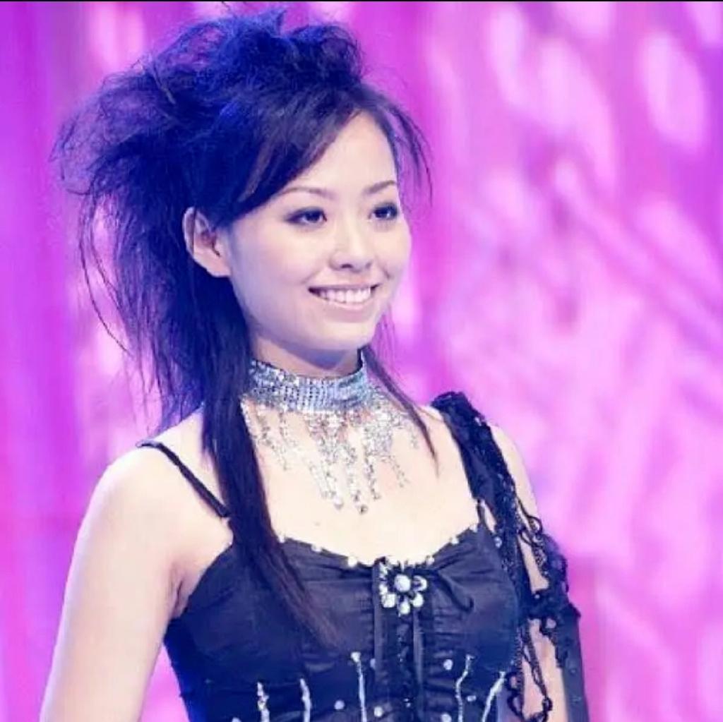 张靓颖谈错爱事件,张靓颖错误爱情观