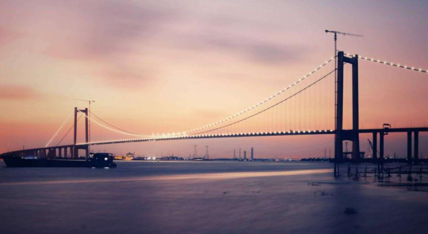 全国最赚钱的三个大桥都在广东,中国唯一的日收入过千万的大桥