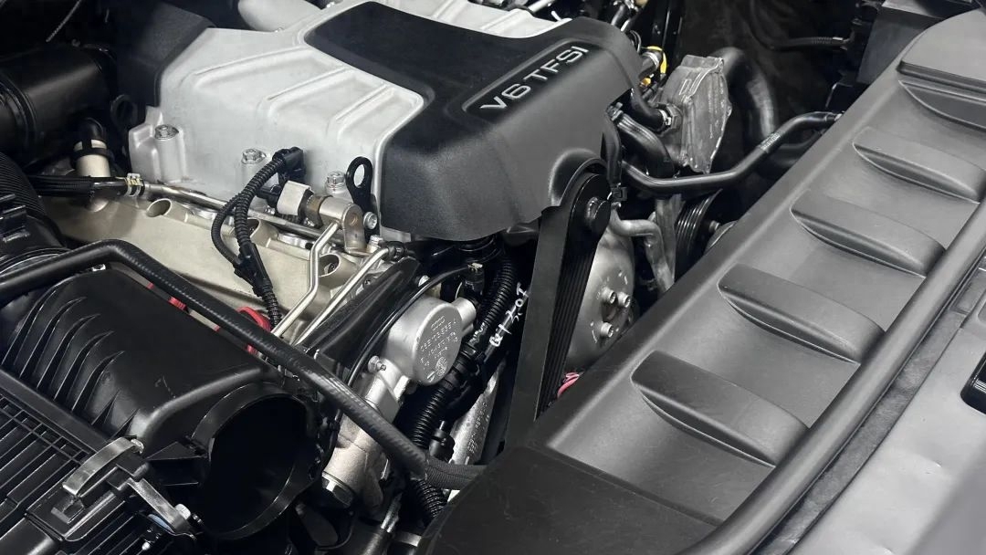 江苏13款柴油奥迪q7翻新,大哥买奥迪q7