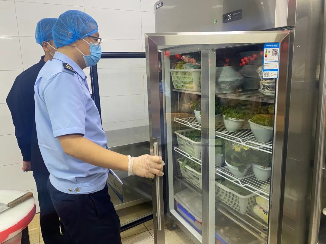 海底捞辣火锅,海底捞辣卤火锅