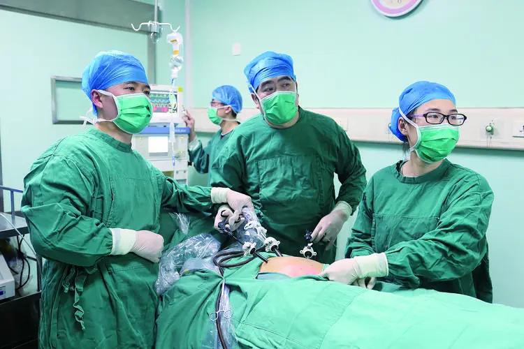 阴挺是什么病该怎样治疗,什么叫阴挺病症