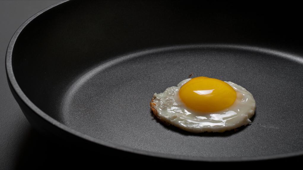 真正的0涂层物理不粘锅，具备好锅的三个特性