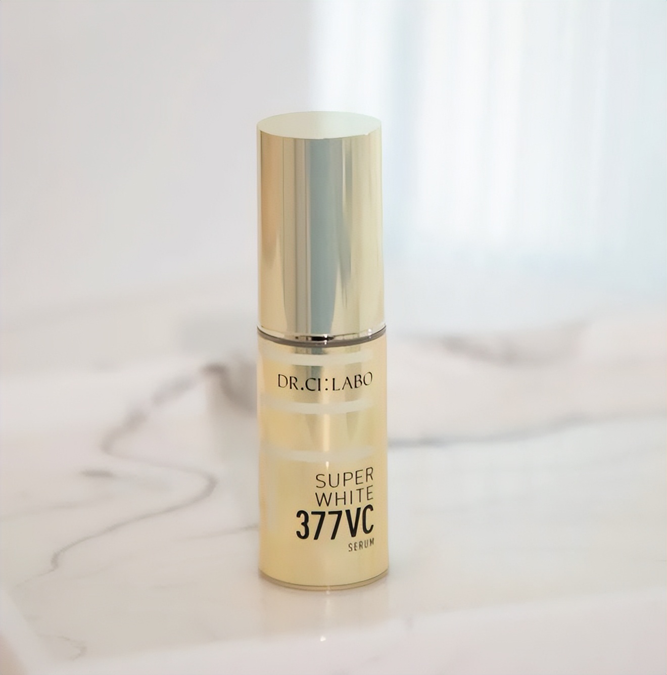 什么牌子精华液比较适合大干皮,精华液哪个牌子好抗衰老