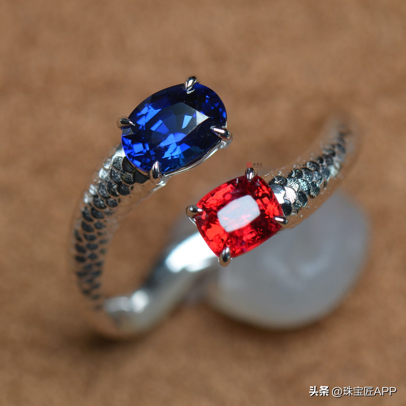 最适合新年戴的9款大牌红色珠宝,红色的珠宝