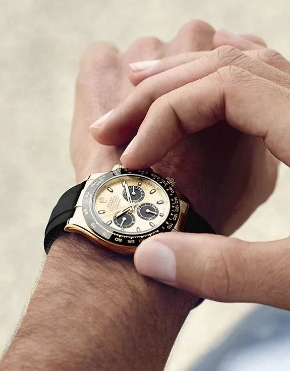 最疯狂的事是买了一堆爱马仕,10年前买一只爱马仕