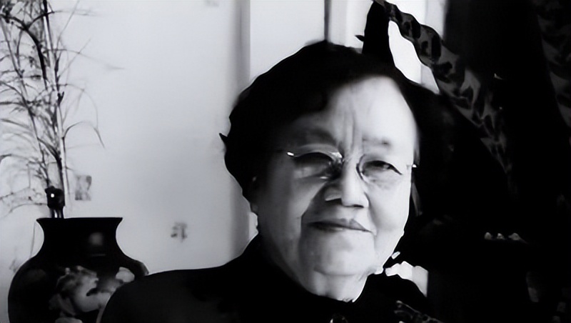 四川枪决女犯罪人案,1951年四川女特务