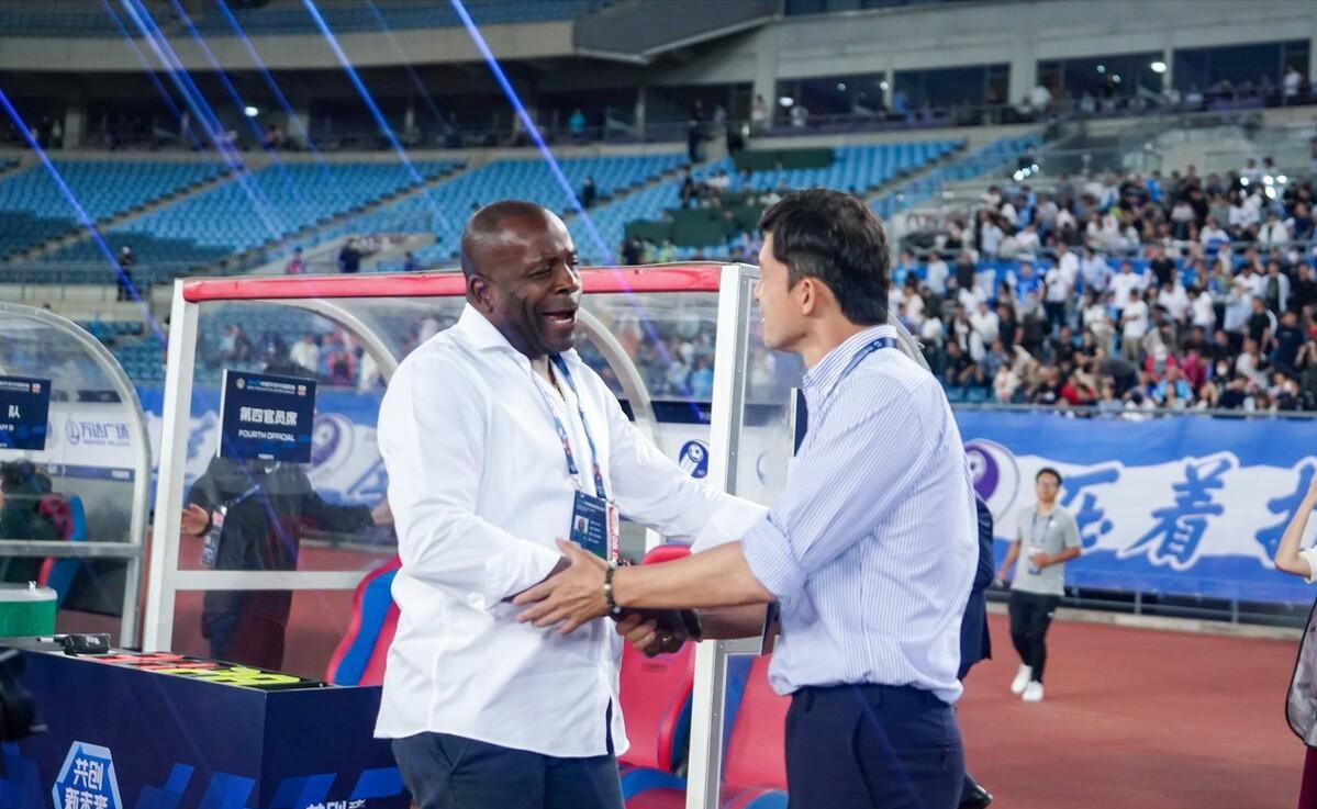 国安队官宣新主帅,国安主帅离队最新消息