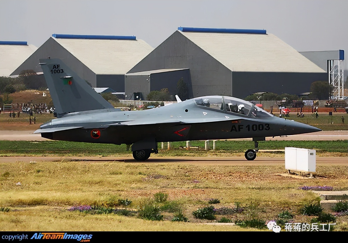 阿联酋采购中国战机,阿联酋购买l-15猎鹰