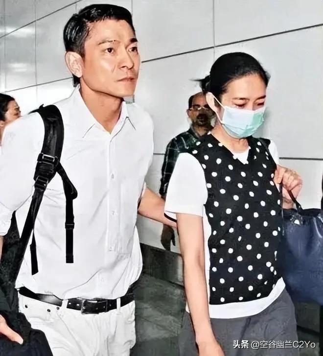 刘德华为什么这么多女星暗恋他,刘德华与朱丽倩的24年隐秘情史