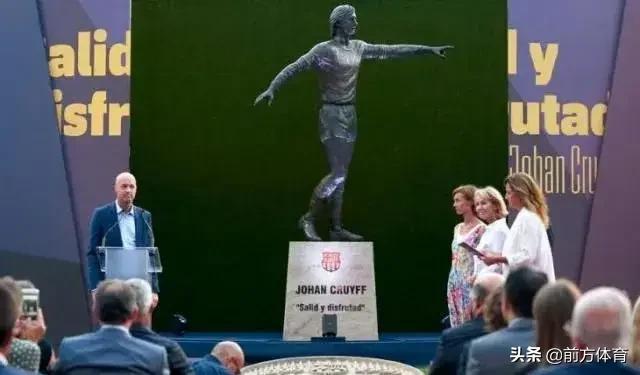 绁炴埛浼婃秴鏂,浼婃秴鏂闆曞儚