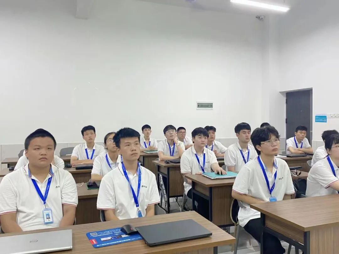岳阳北大青鸟学的课程有哪些,岳阳北大青鸟学校怎么样啊