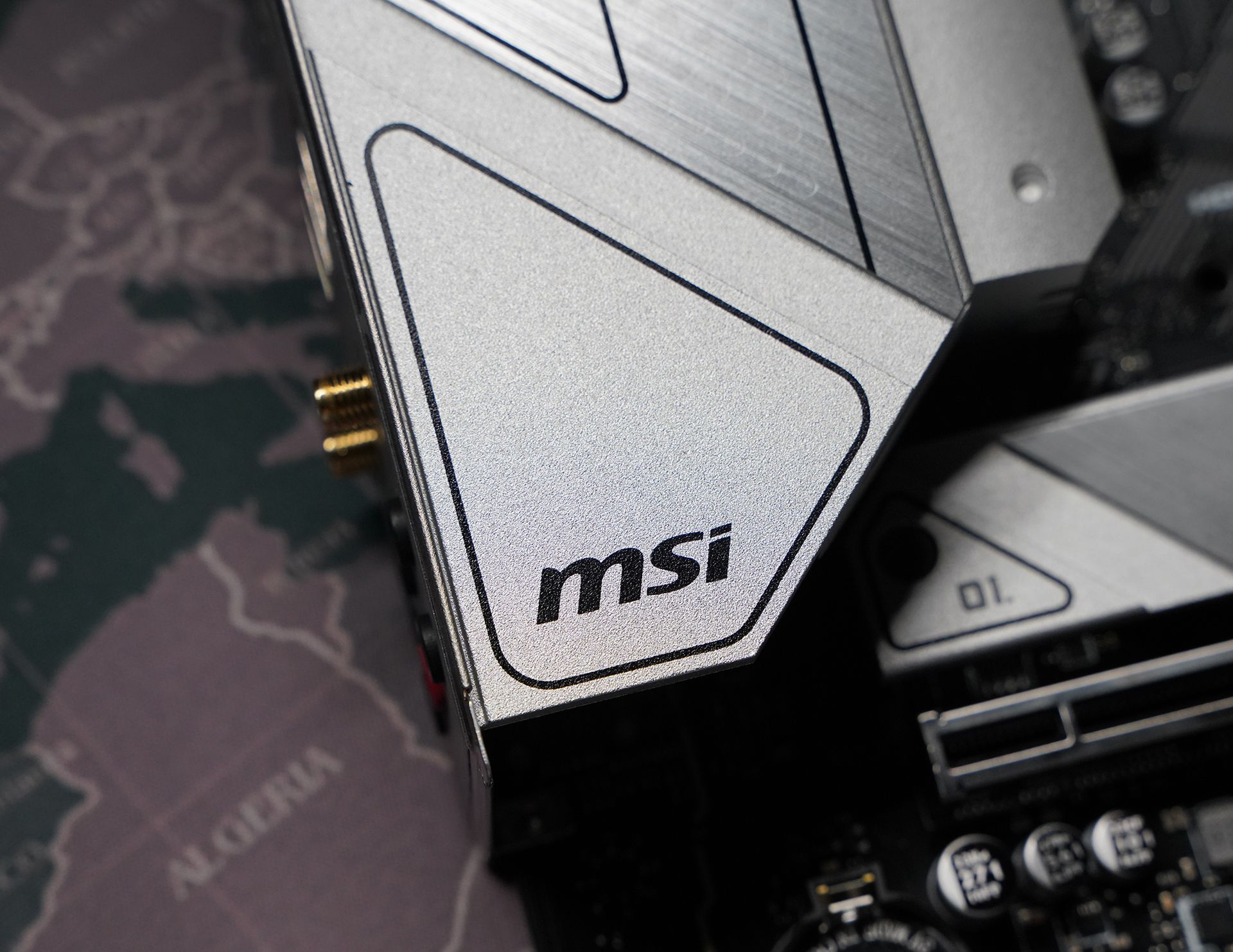 微星b660m迫击炮详细配置,微星b660m迫击炮能跑满13600k吗