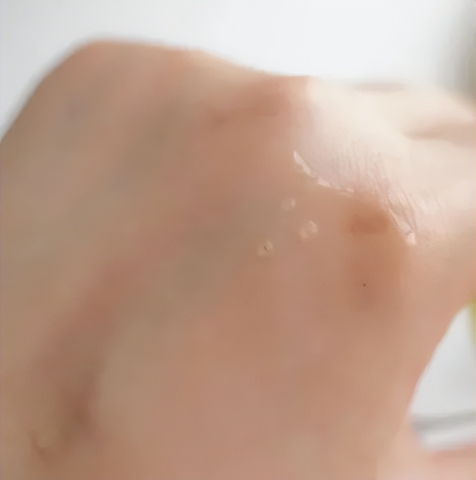 年度最爱护肤品,推荐几款补水抗衰的护肤品