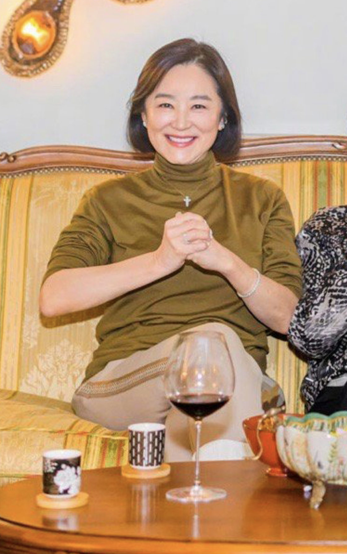 王祖贤素颜现身台北,王祖贤新年笑开怀