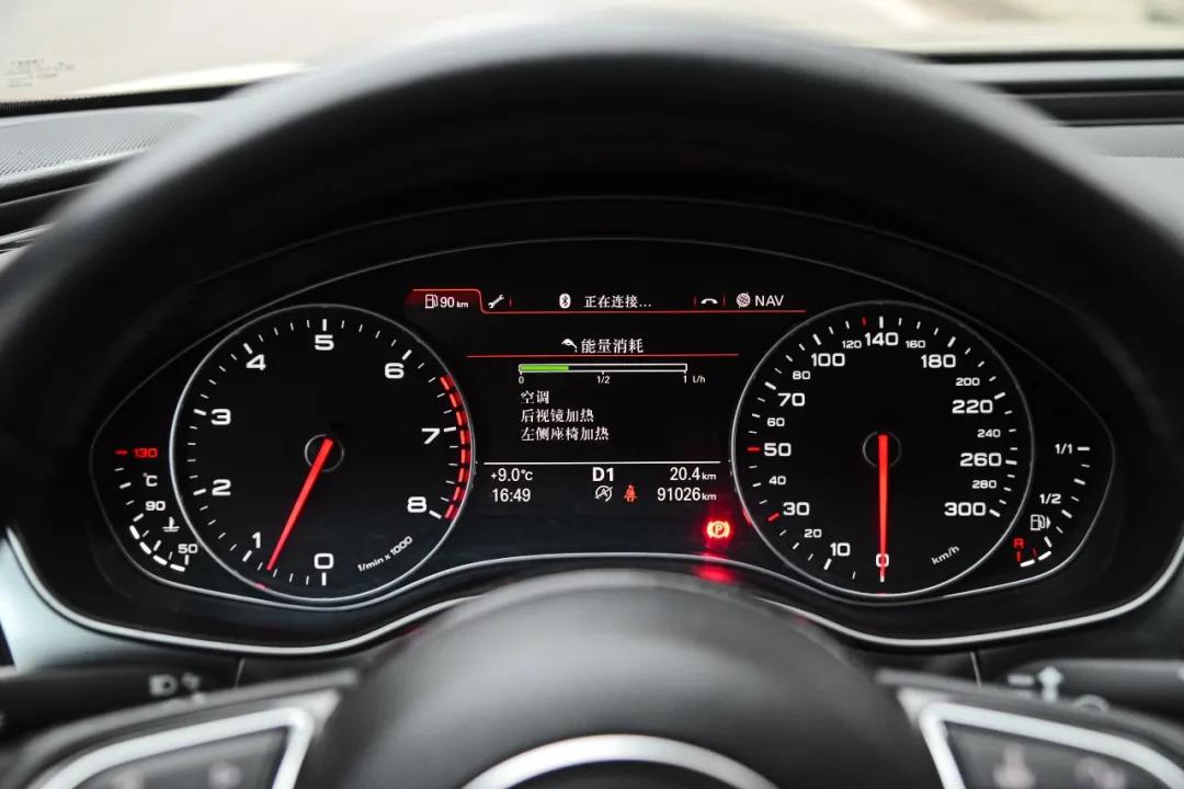 17款a72.0t四驱quattro,老款a7四驱quattro