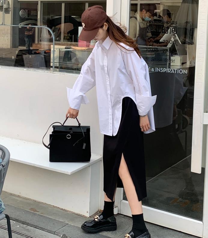 衬衫搭配半身裙气质优雅,衬衫搭配半身裙技巧时尚
