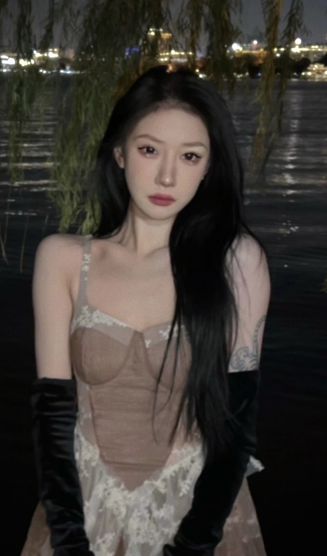 网红薛小婉是哪人,网红薛小婉生日礼物拿到手软