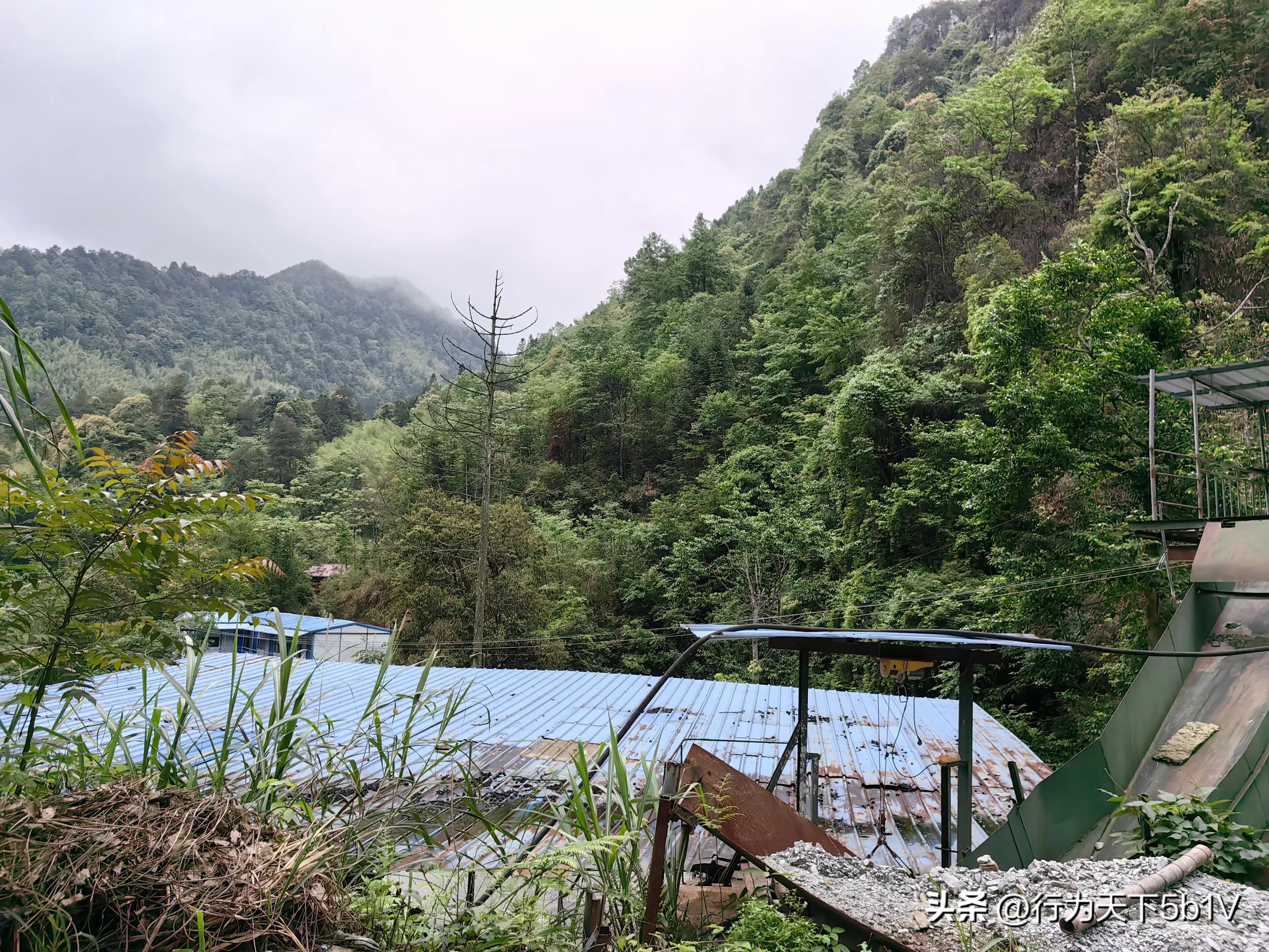 【探秘宛田红滩瀑布溯溪梦江吉翁瀑布】穿越花坪神秘风景线