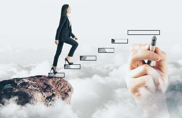 女人安稳打工还是冒险创业,人生是自己创业呢还是打工求安稳