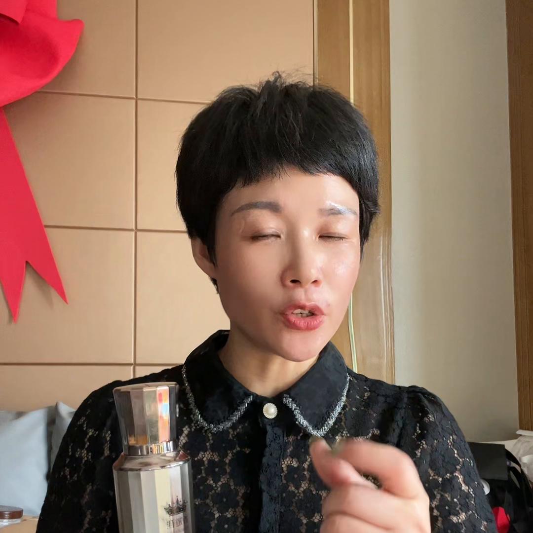 夏天保湿喷雾女生,女人夏天补水喷雾正品