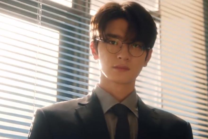 30集大剧首发预告,男女主高颜值大咖,全网热度3亿成新“王炸”