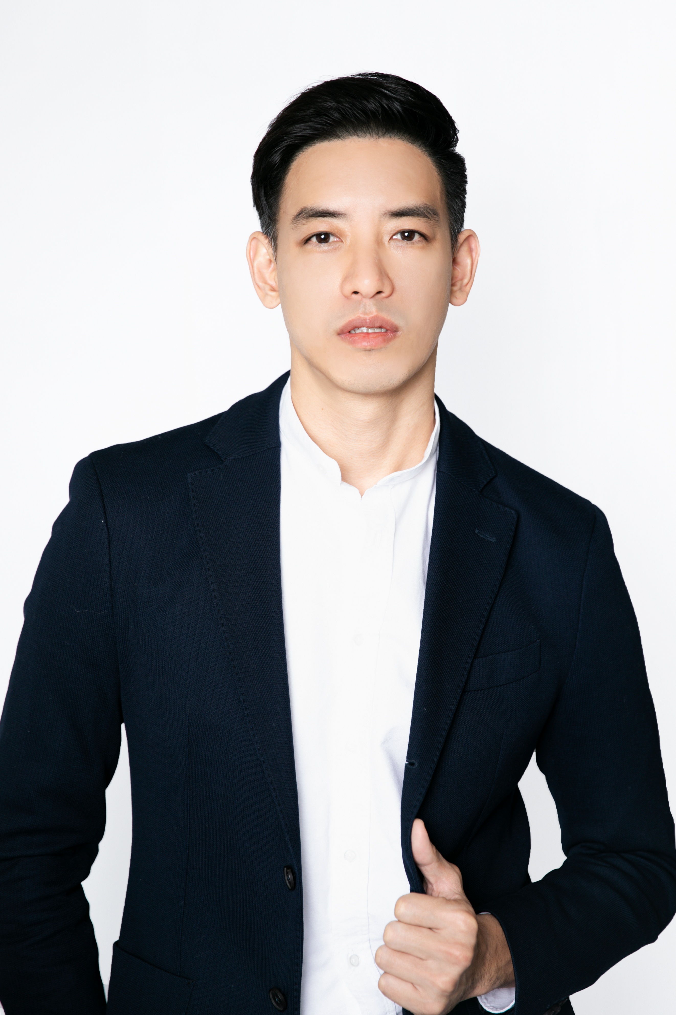 演员黄柏钧美国,台湾演员黄柏钧